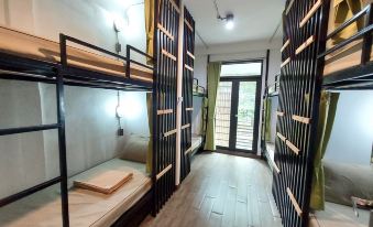 Feel Good Hostel bk