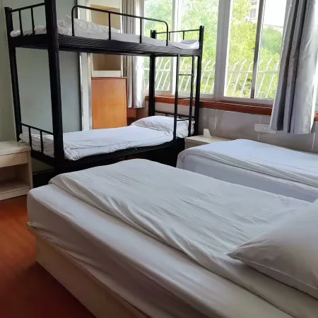 Kunshan Yunduo Hotel