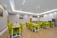 Vienna 3 Best Hotel (Taizhou Railway Station Passenger Center) - Parkering