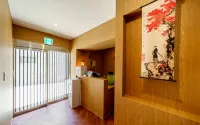 Incheon Red Dragonfly Hotel - 2 Yıldız
