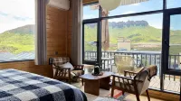 Mountain Dwelling Mystical Realm · Mountain Lodge