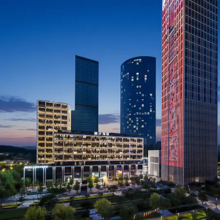 Dalian Xinghai Square Tide Ocean Hotel(Convention Center Metro Station)