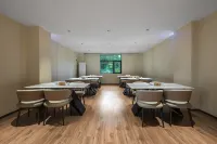 FANAN Fangan Select Hotel (Zhengxiu Chiyuan Square Bus Station Branch) - Park Yeri