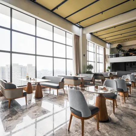 Longxing International Hotel