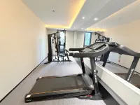 Dongguan Jinlan Hotel (Dongguan Foreign Language School | East Bus Terminal) - parking