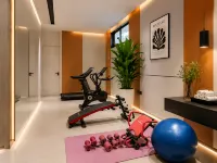 Encounter · Yunjianyue | 360° Sky Garden · ISMART Vacation Apartment (Nalati Scenic Area) - Gym