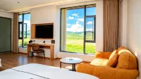 Zoige Jiuqu Muge Hotel (Yellow River First Bend of Jiuqu Bay) - 3-Star