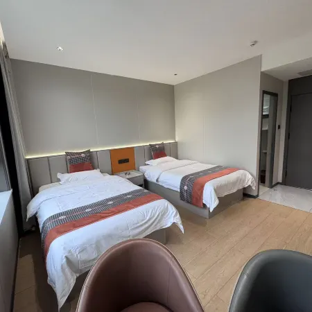 Guazhou Sunshine Home Business Express Hotel
