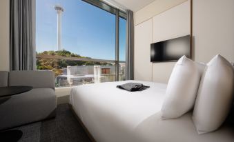 Hotel Tov