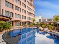 Hotel Ciputra Semarang - Romantic