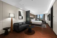 IntercityHotel Tianjin Wudadao - parking