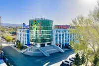 Jincheng Holiday Hotel (Burqin Hedi night market) - Park Yeri