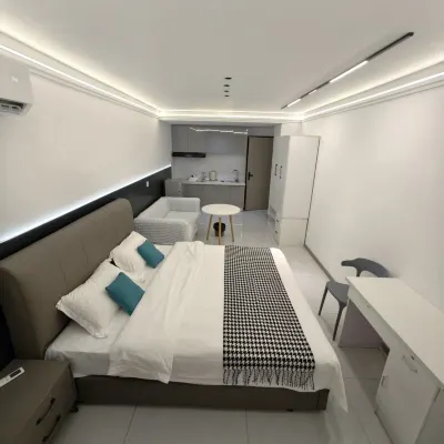 Lekeja Homestay (Xi'an Xinghe No. 9) Hotel dekat Istana Changning