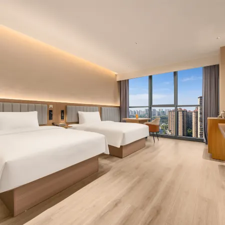 Starway Hotel (Luzhou Wanxianghui Financial Center)