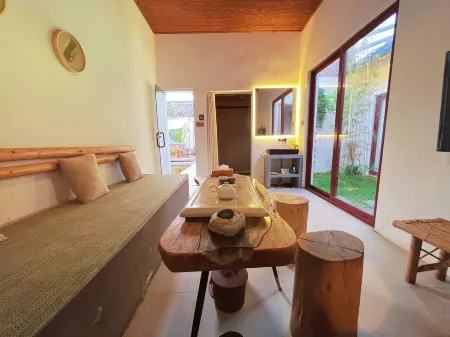 Shantou Bushe Holiday Homestay Отели рядом с достопримечательностью «Waisha Old Bridge»