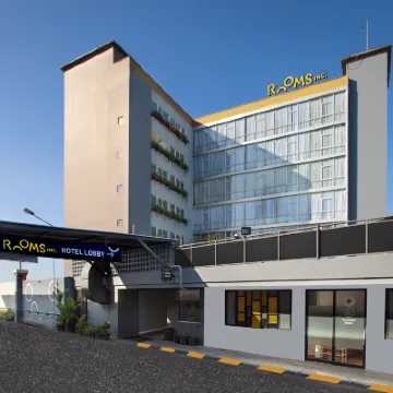 ROOMS INC d'botanica Bandung 奇敏迪站附近的飯店