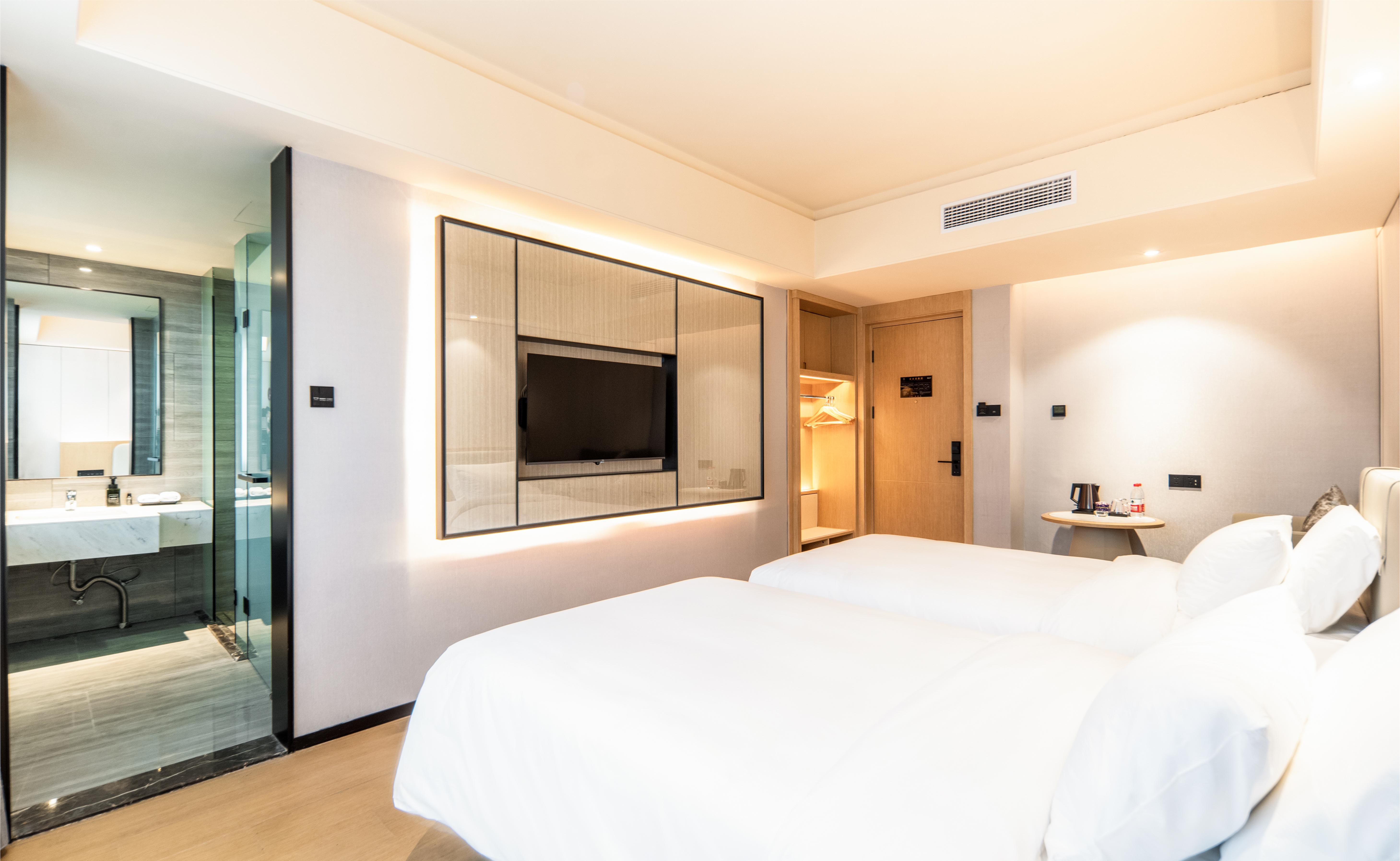 Earl Family Hotel (Ma'anshan High-speed Railway East Station) Over view