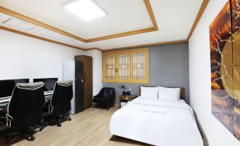 7. 볼튼호텔..