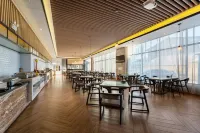 Metropolo Jinjiang Hotel ((Shangri-La Songzanlin Temple) - Business