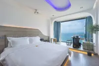 Zhuhai Linghai Yijing Chinese Inn Отели рядом с достопримечательностью «Пхень»