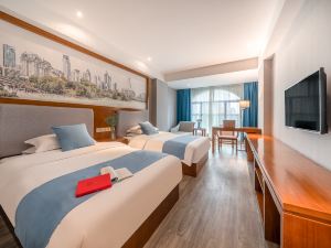 Dongchen Hotel (Nanning Railway Station)