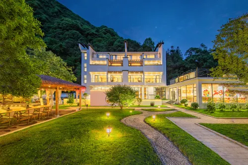 Xilu Homestay (Yuxian Weinan Sichuan-Tibet Line Branch) - navetta aeroportuale