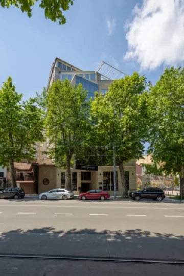 Hotel Constantine the Great Отели рядом с достопримечательностью «Церковь Святого Марка»