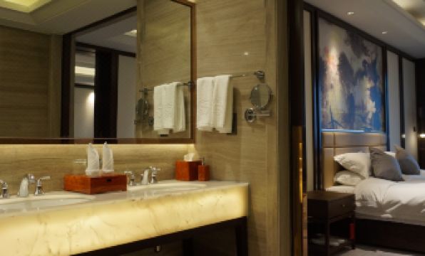 Caoejiang Yacht Resort Hotel