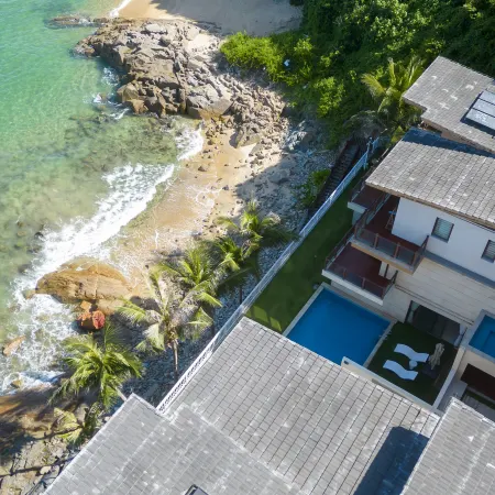 Wanning Half-Mountain Seacliff Lighthouse Pool Villa (Shenzhou Peninsula Potougang Branch)