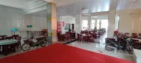Xinhua Hotel (Huangchuan Shuangliu Shuang Branch)