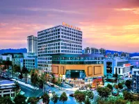 Vienna 3 Best Hotel (Pingshan County Government Mahu Park) - parking