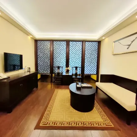 Guangwushan Hot Spring Tourism Hotel