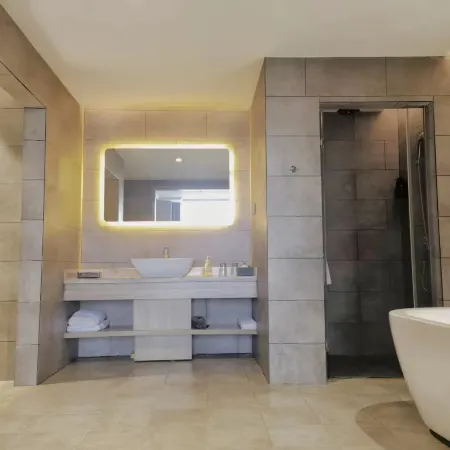 Yueting Chun Boutique Hotel Отели в г. Ланси