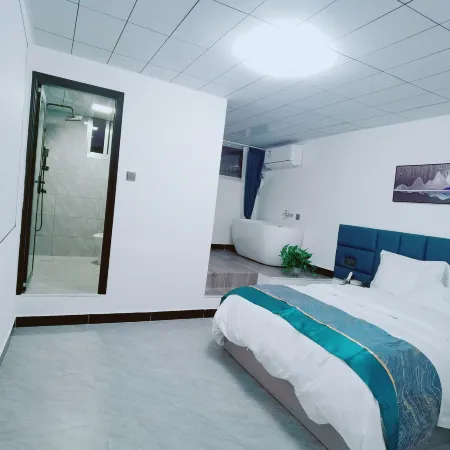 Manshine Homestay (Jishou Qianzhou Ancient City Branch)