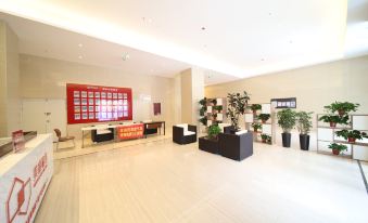 Lancang Hotel (Zhengzhou Xinwan Square Aquarium Store)