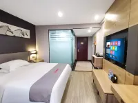 Junyi Hotel (Lufeng Bus Terminal) Hotels in Lufeng