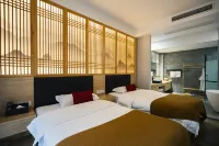 Emeishan Yishan Yishu