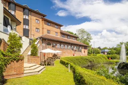 Crowne Plaza Solihull Отели в г. Соулихалл