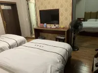 Lancang Hongsheng Hotel