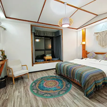 Changyang Shiguang 1990 City B&B