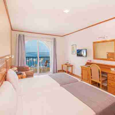 Gillieru Harbour Hotel Rooms