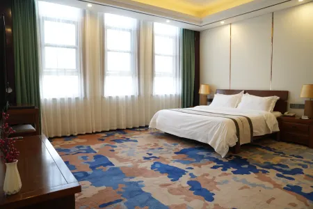 Saina Island Hot Spring Hotel