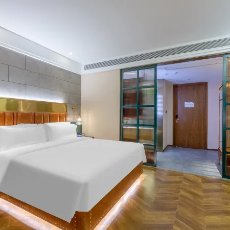 James Joyce Coffetel Hotel (Shijiazhuang Xingtang Longzhou Park)