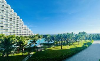 A SEAVIEW HOTEL AT CAM RANH NEAR THE AIRPORT