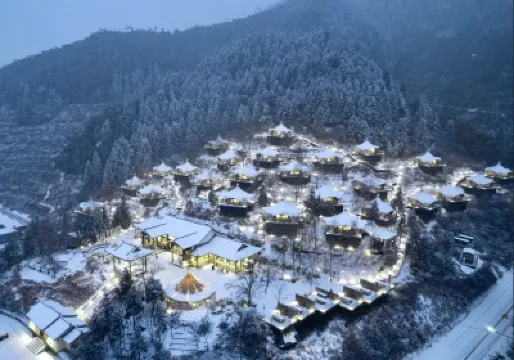 Clouds and Terraces return to the wild sea of clouds camp Hotels near Jiuquyunhuan Area, Yunhe Terrace Scenic Area