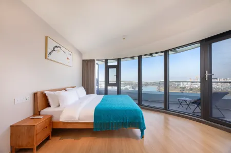 Huangshan By the River B&B