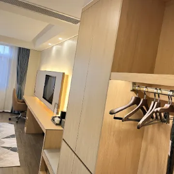 Wanzai Huiwenyuan Hotel