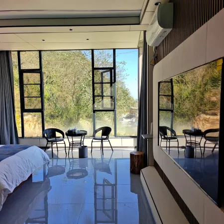 Yuan Yang Yin Xin · Valley Resort and Viewing Homestay for Mountain and Stream Tracing