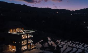 Yuanyang Mountain Residence