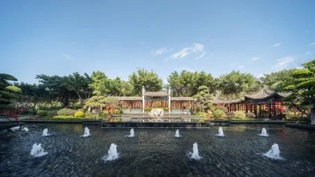 Plum Garden International Hotel (Fuzhou Guangminggang Park)